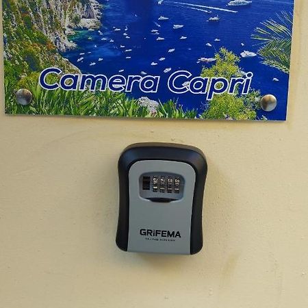 Casa Nina- Camera Capri Appartement Napels Buitenkant foto